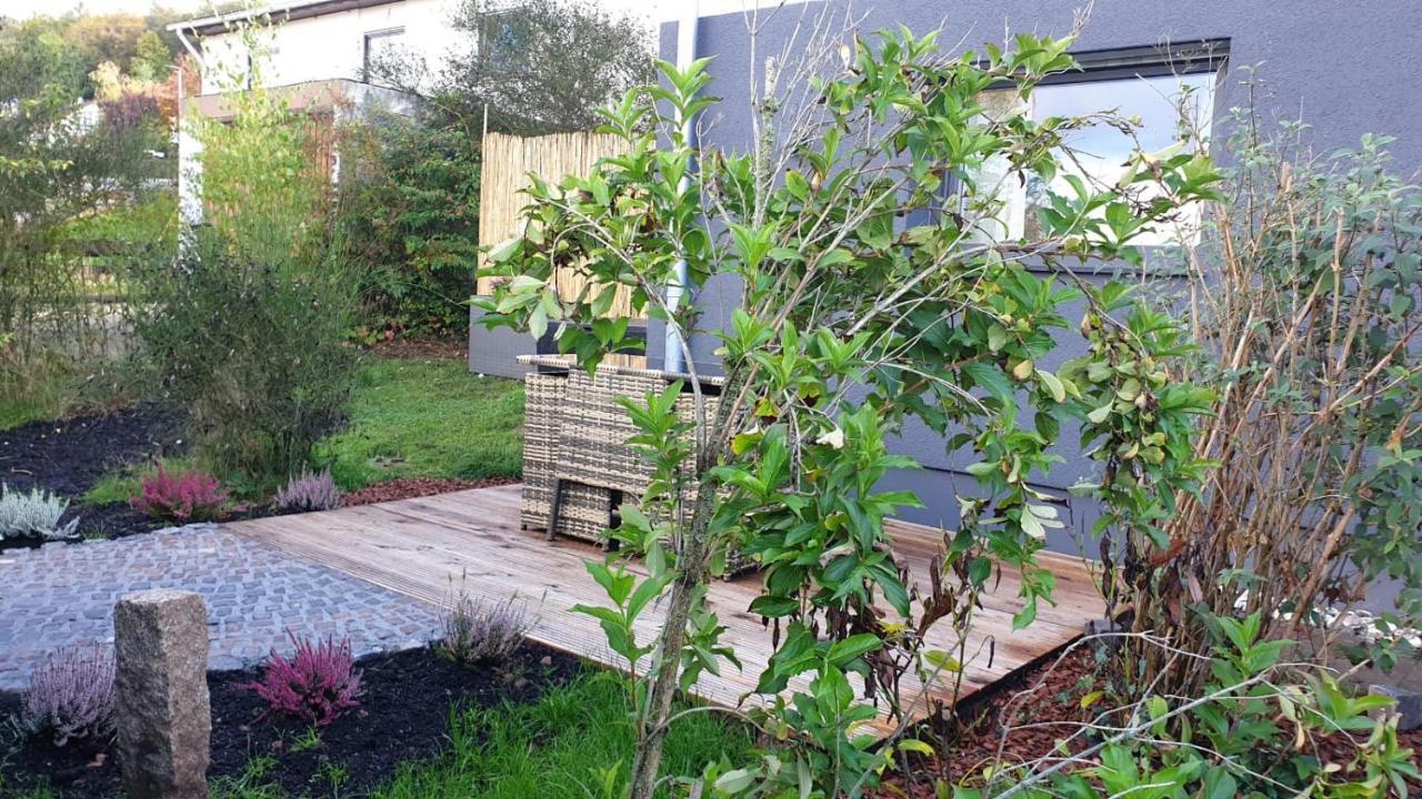 Haus EDDA - Ferienwohnungen mit Garten und Schlossblick Marburg Exterior foto